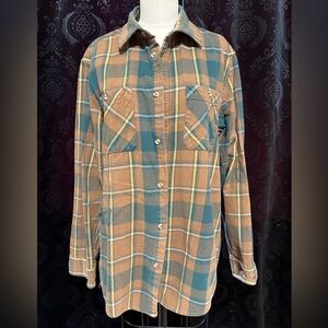 Plaid Long-Sleeve Flannel Shirt in Tan and Teal
